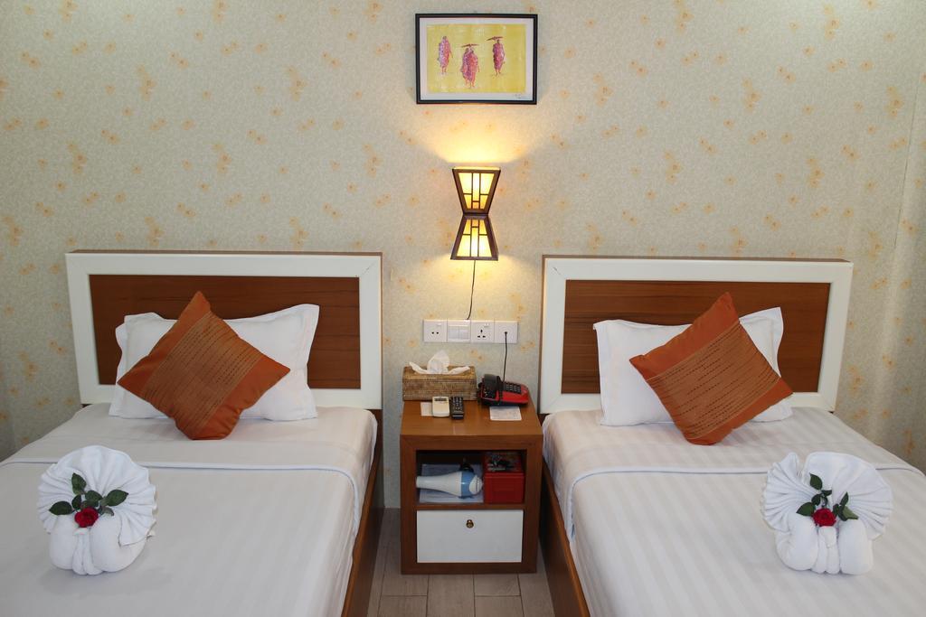 Hotel Kan Kaw Yangon Rom bilde