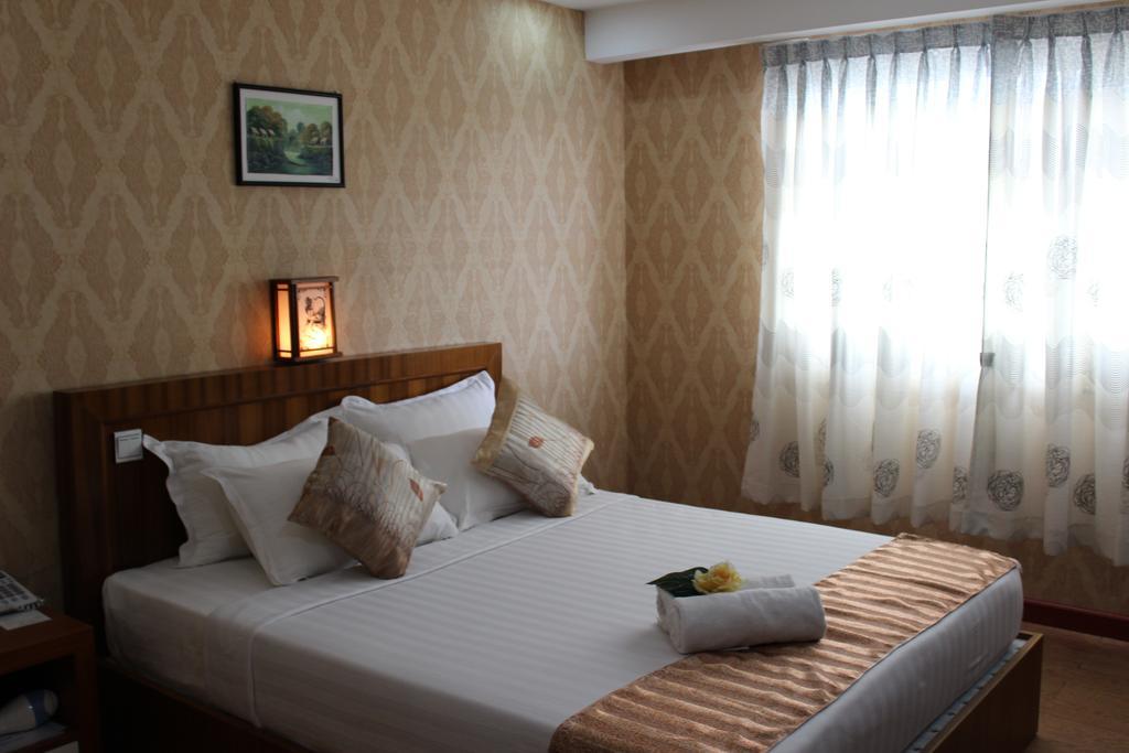 Hotel Kan Kaw Yangon Eksteriør bilde