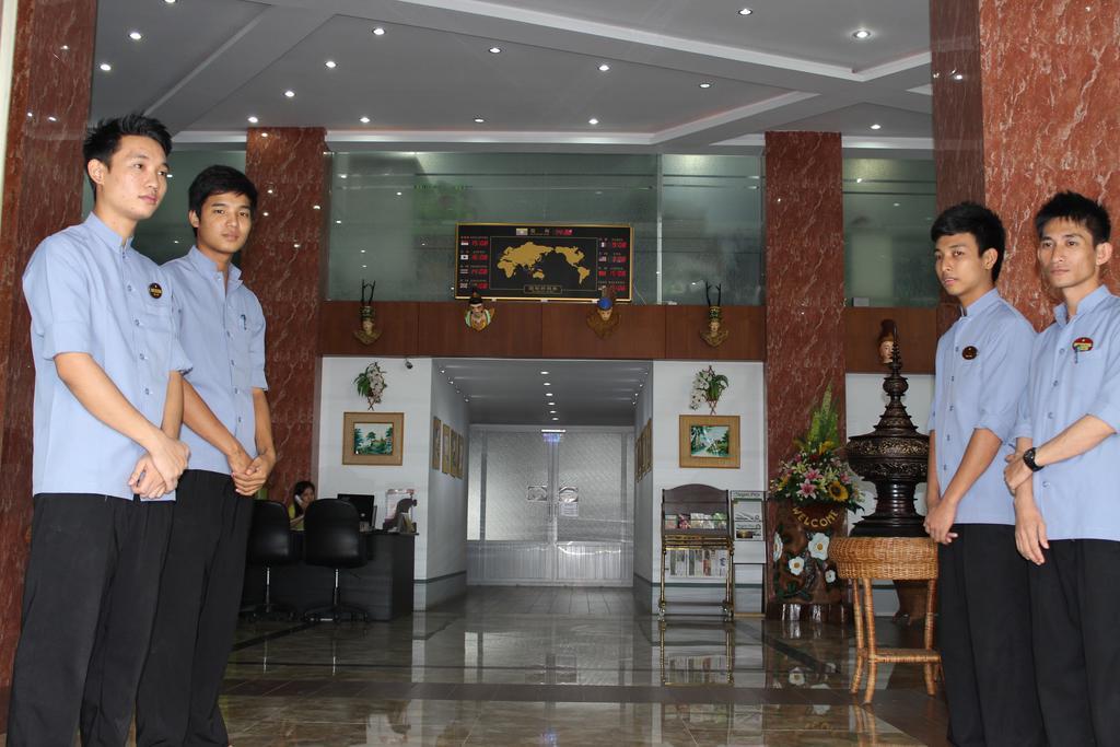 Hotel Kan Kaw Yangon Eksteriør bilde